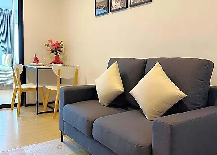 ホテル Sunny Kleen&cosy Near Bts Chokchai4 Station 4*